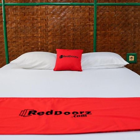 Reddoorz Plus Near Jalan Baru Bogor Exterior foto