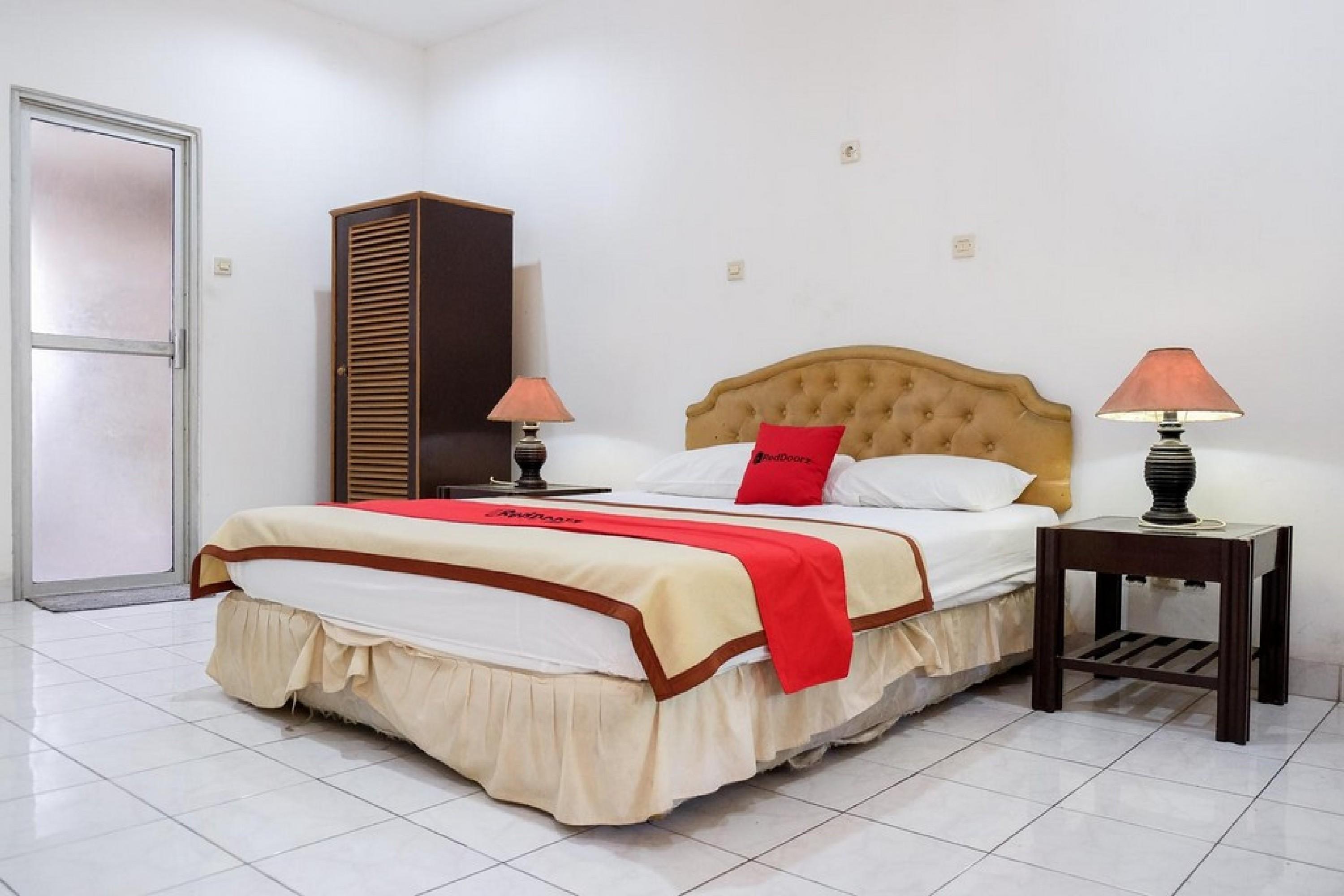 Reddoorz Plus Near Jalan Baru Bogor Exterior foto